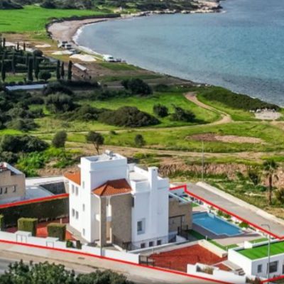 וילה יוקרתית קו ראשון לים